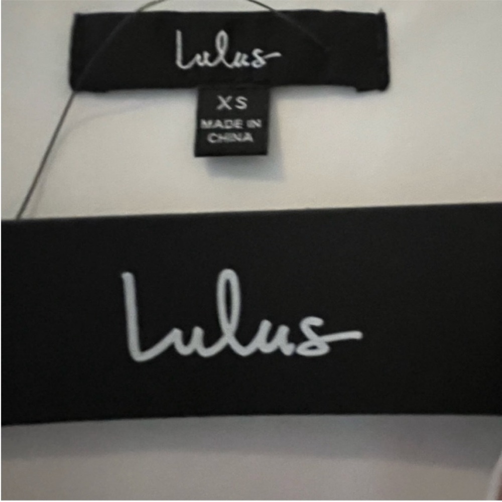 LULUS Elegant White Wrap Dress - Size XS - NWT - Picture 6 of 6